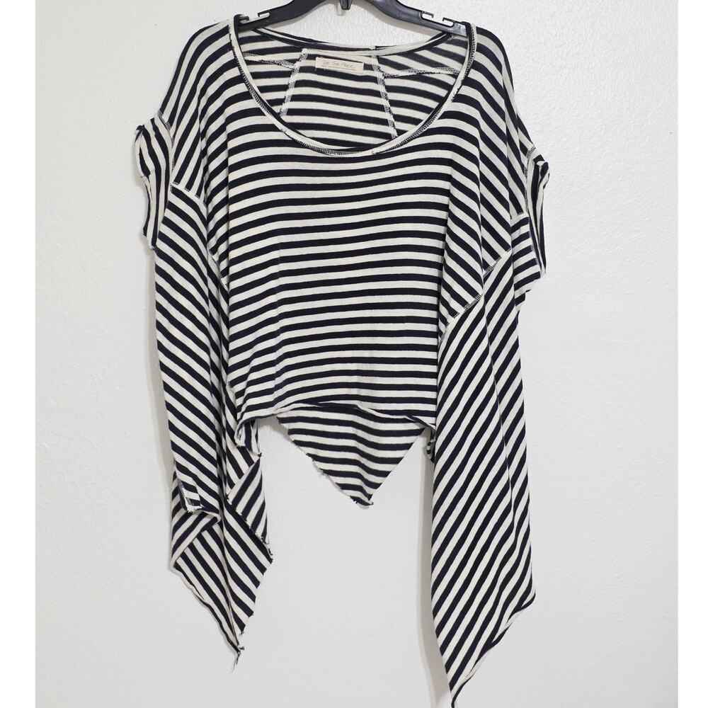Free People We the Free Angel Striped T-Shirt Navy White Size Small - Picture 2 of 9